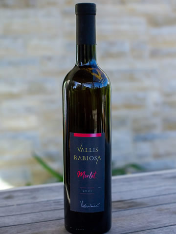 kaO0w6Nl-FineWines_CentenaryHill_Shiraz_43x2